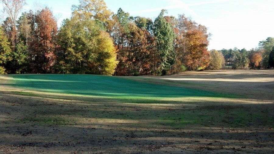 Barrington Hall GC: Fall view