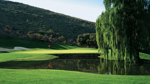 Sunset Hills CC: #18