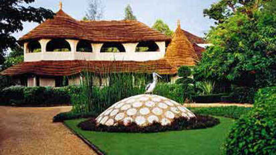 Golf De Saly: clubhouse