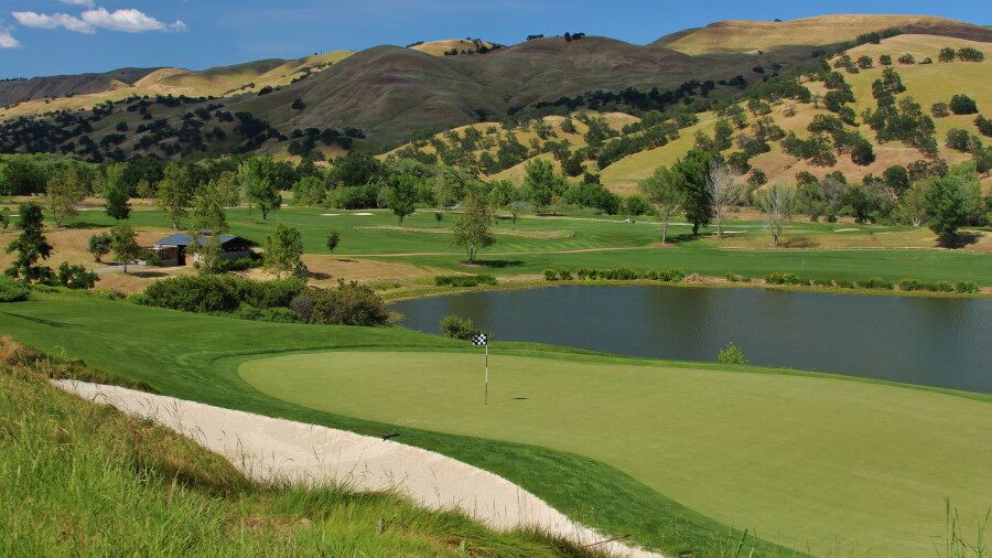 Yocha Dehe Golf Club - hole 10 