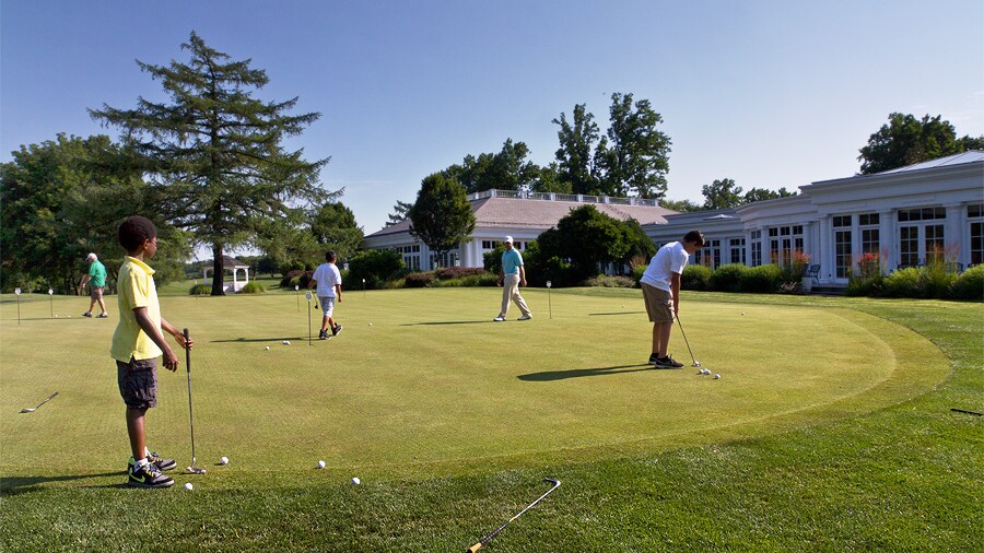 Deerfield golf course in Newark