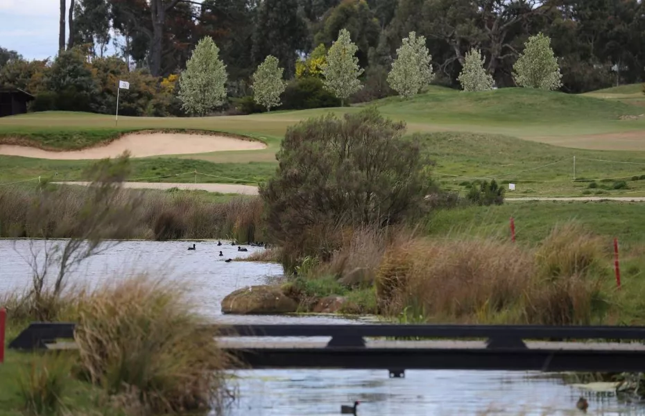 Ballarat GC: creek