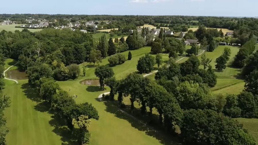 Tremereuc GC: Aerial