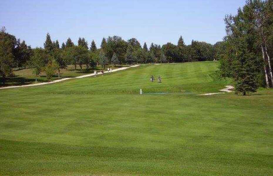 Pine Ridge Golf Club in Winnipeg, Manitoba, Canada GolfPass