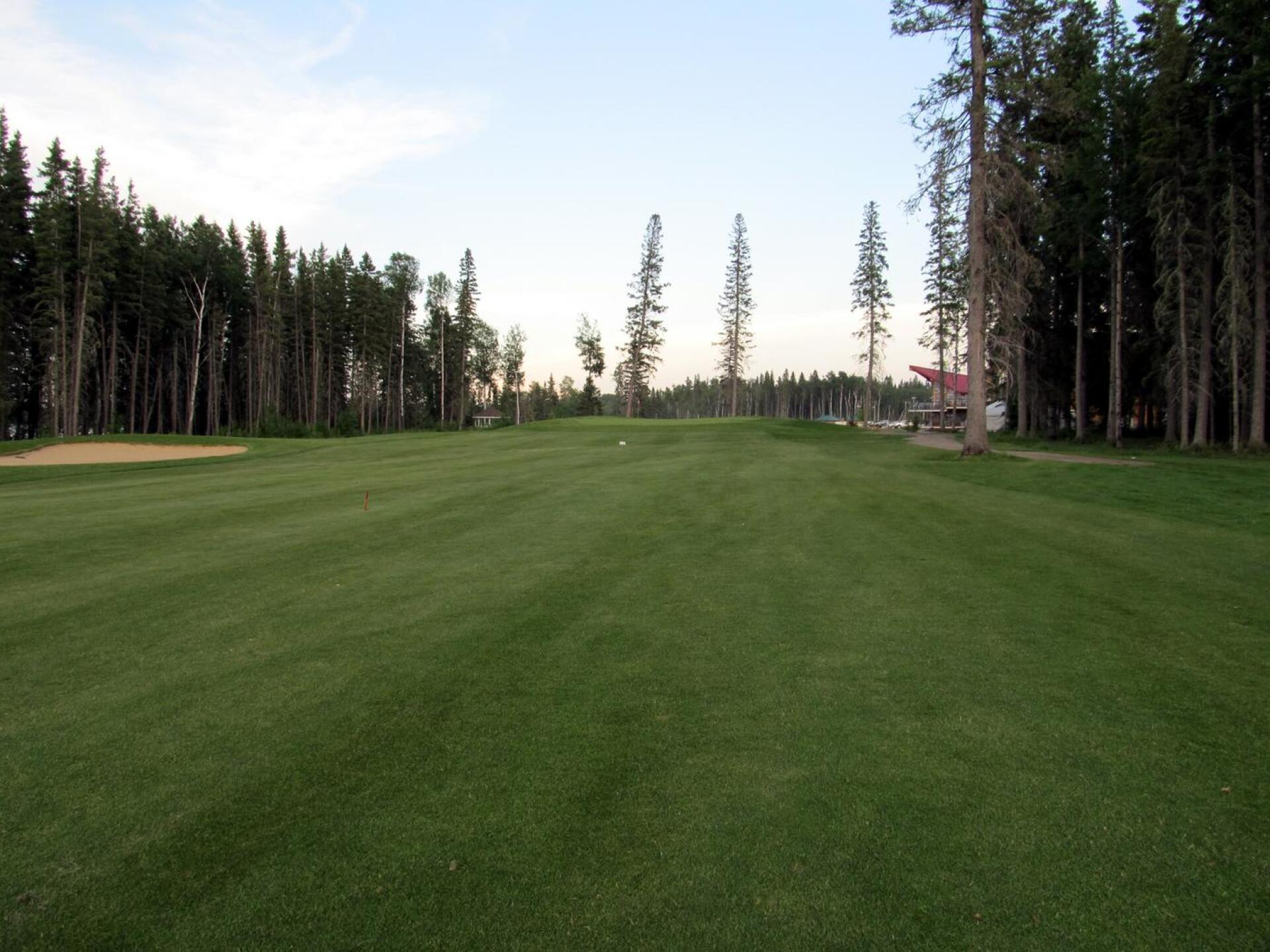Candle Lake Golf Resort, Hole 18, Par 5, 588 yds, 125 yds out (Photo submitted by DYakimec on 03/25/2016)