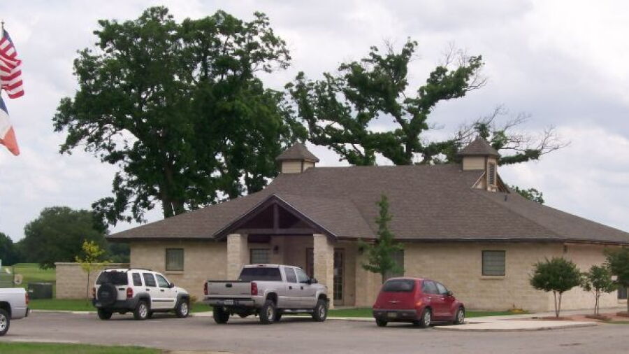 Uvalde Memorial Park GC: clubhouse