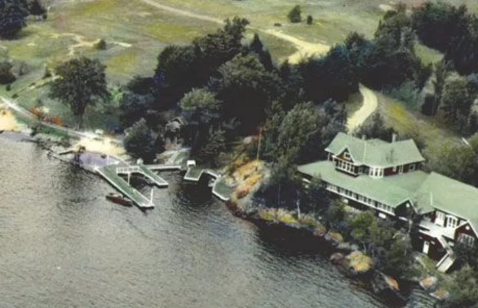 Beaumaris GC: Aerial view