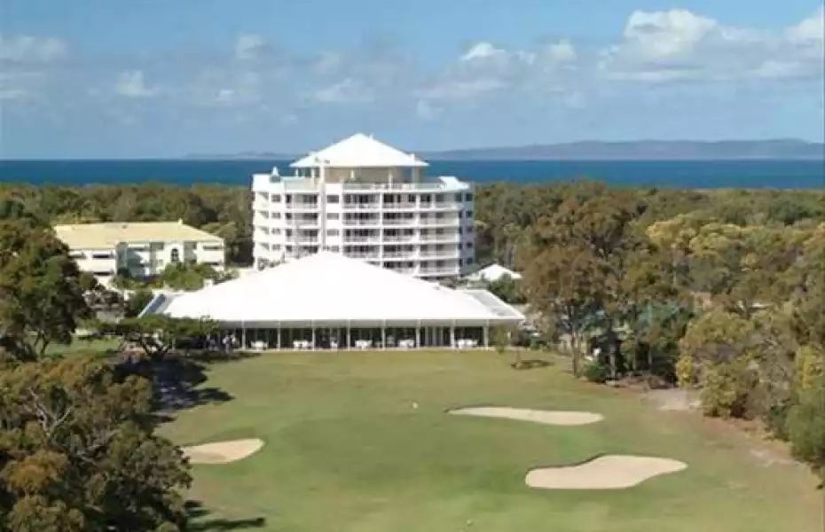 Bribie Island GC: #18