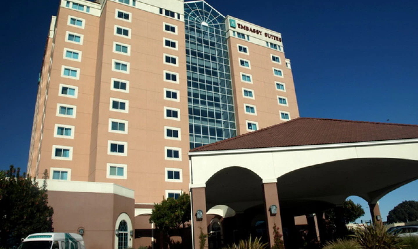 Bayonet Black Horse - Embassy Suites