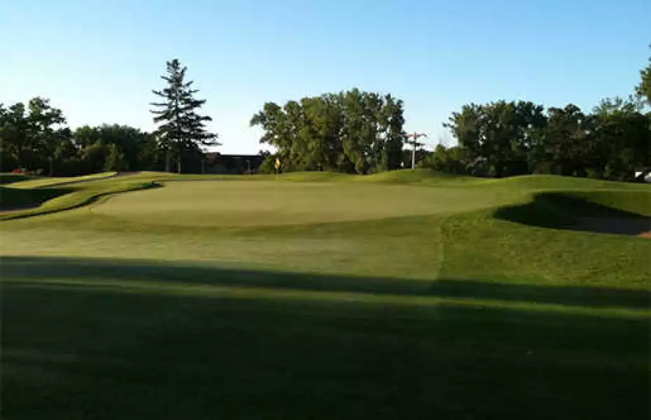 Midland Hills CC: #9