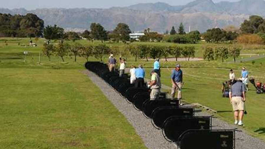 Strand GC: Driving range