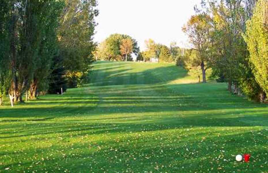Glenridge Golf Course in Irene, South Dakota, USA GolfPass