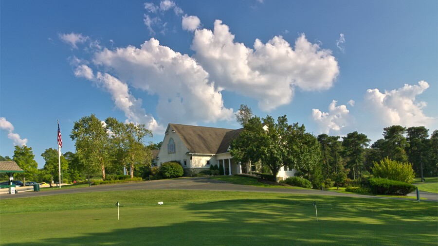Harbor Pines Golf Club - clubhouse.