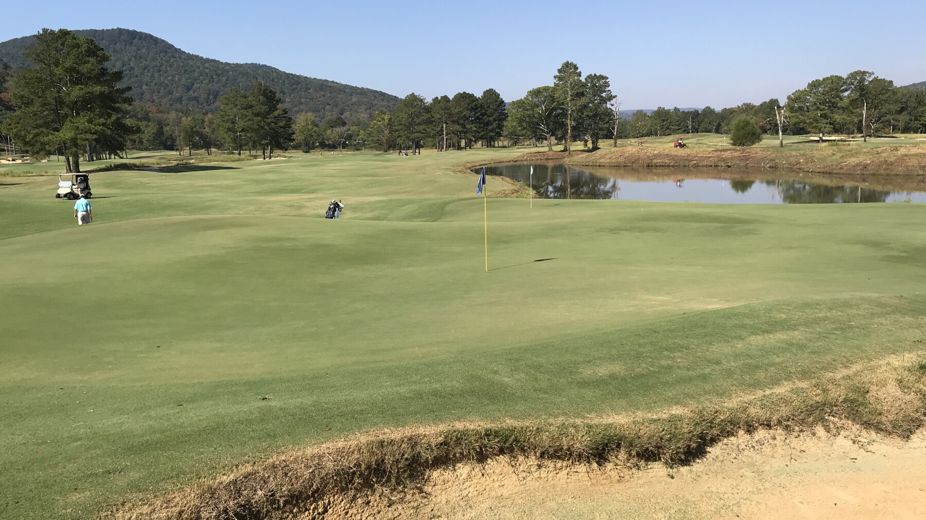 Holebyhole tour of Sweetens Cove in Tennessee