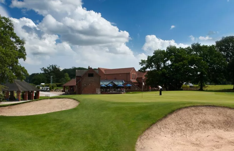 Lichfield GCC: Clubhouse