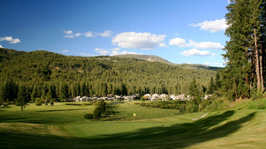 Plumas Pines golf course - 9th hole