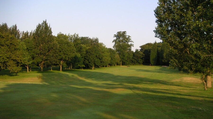 The 4th hole at Woolton Golf Club