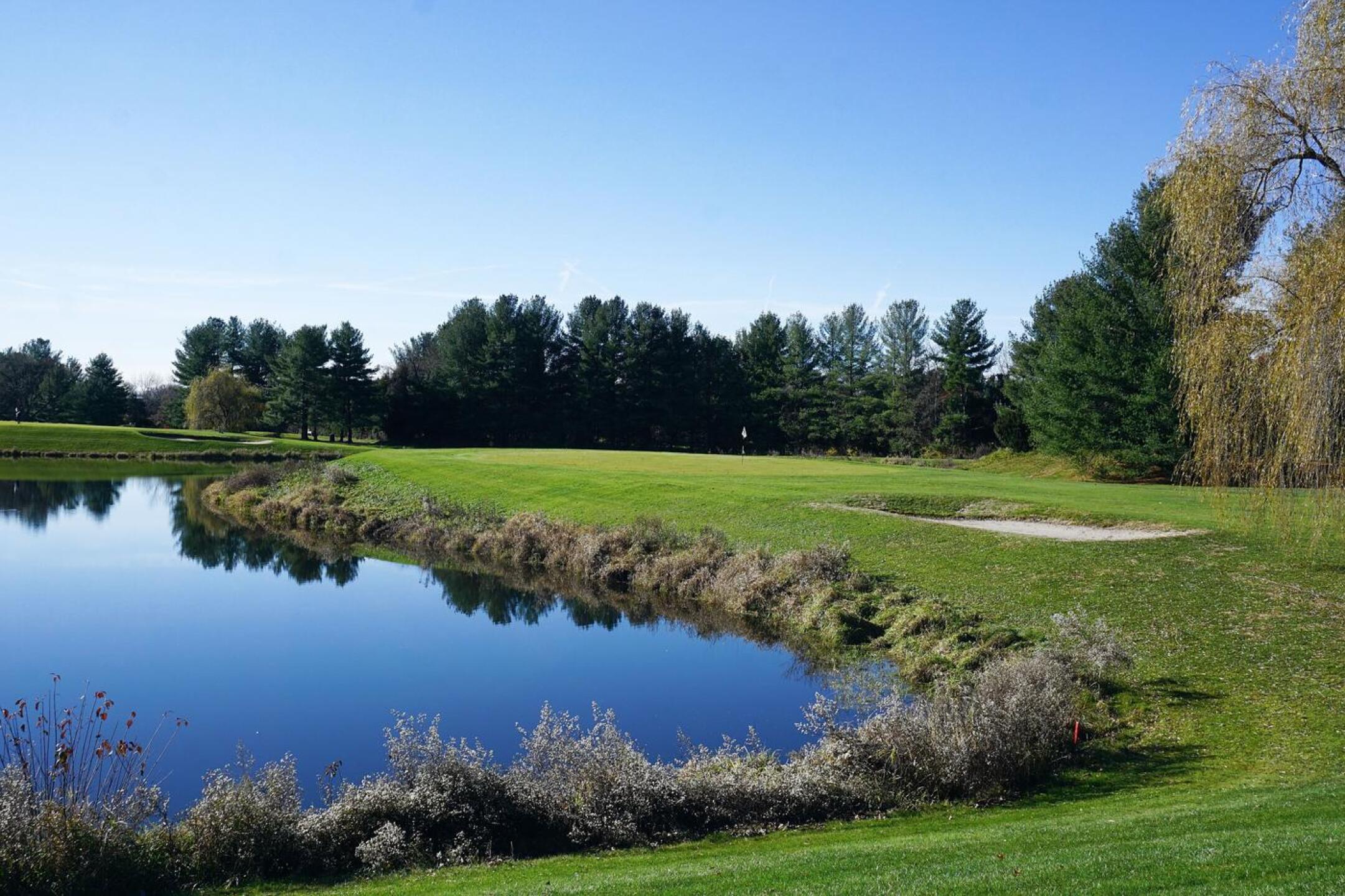 Among the premier holes at Tunxis White are those with greens set on mini-peninsulas. The par-4 seventh is the first you’ll encounter. (Photo submitted by AptlyLinked on 11/21/2021)
