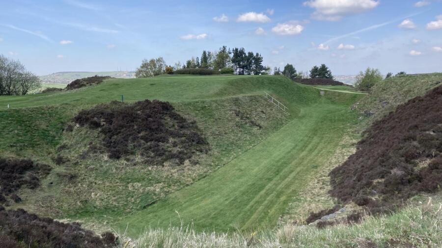 Crosland Heath - views 