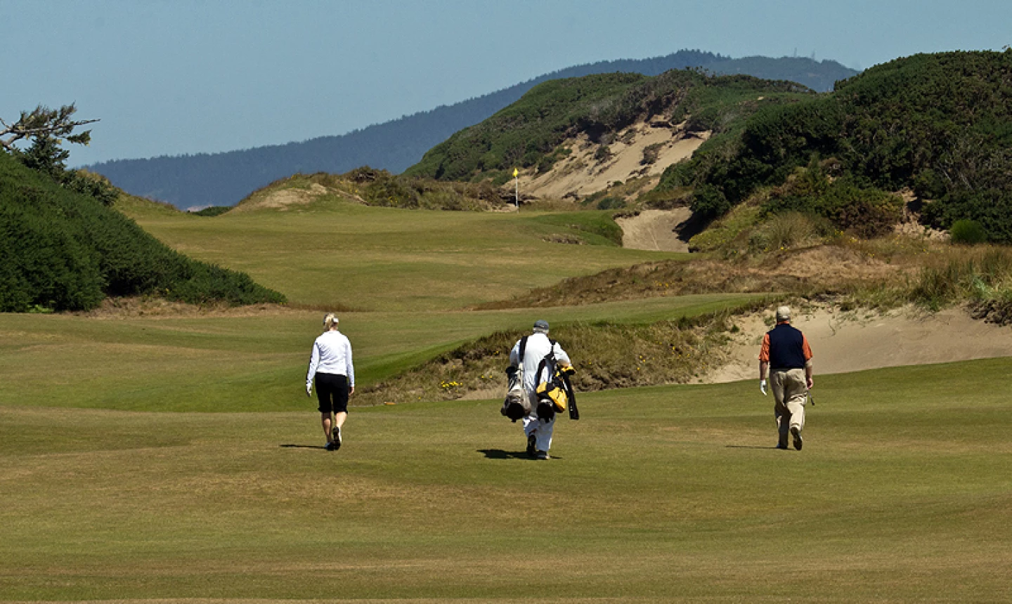 Pacific Dunes at Bandon Dunes Golf Resort - caddie