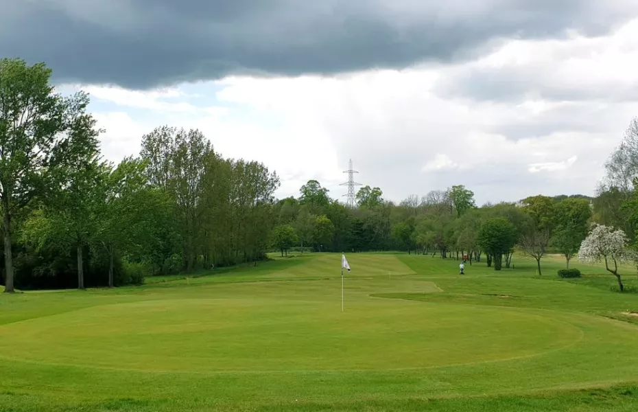 Harefield Place GC - Uxbridge GC