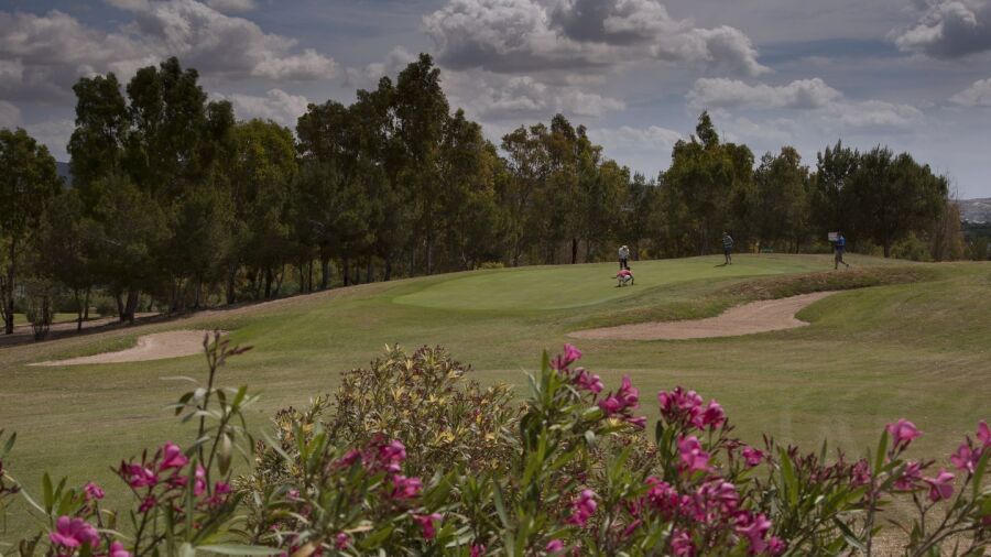 Yasmine Valley Club