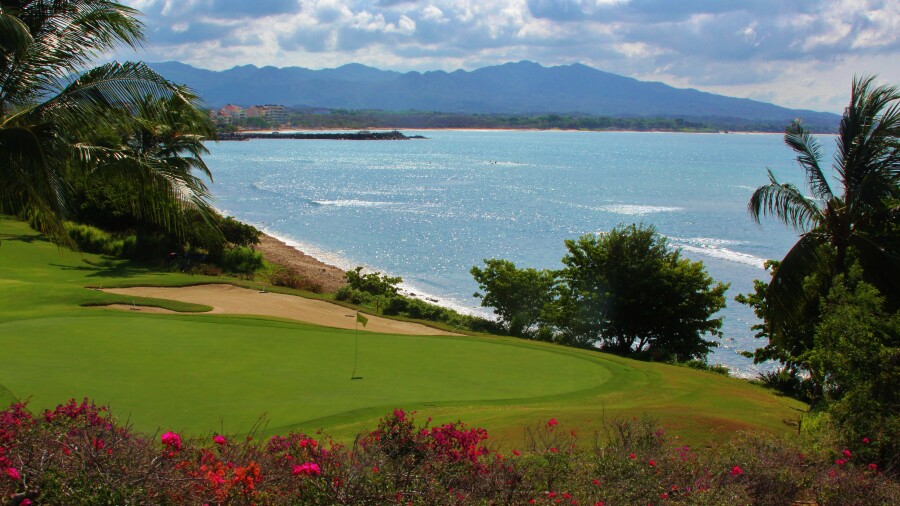 Pacifico Golf Course at Punta Mita - hole 8