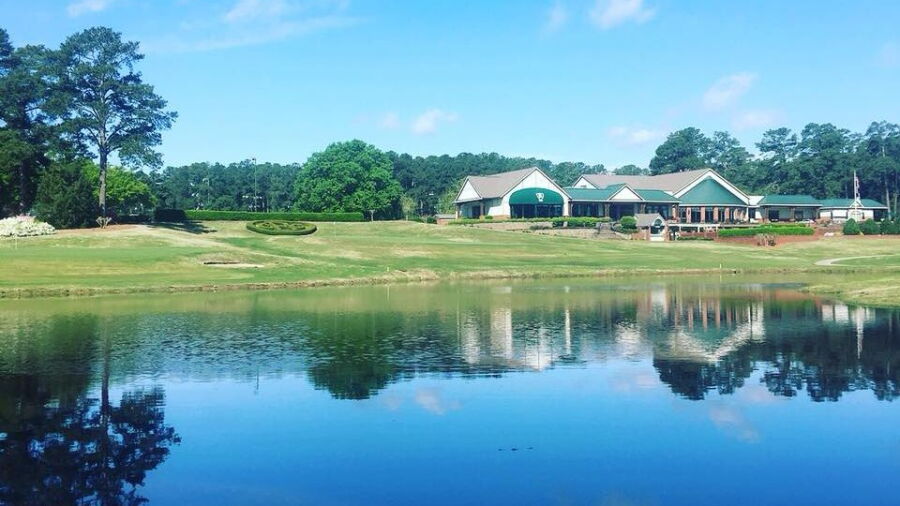 Benvenue CC: Clubhouse