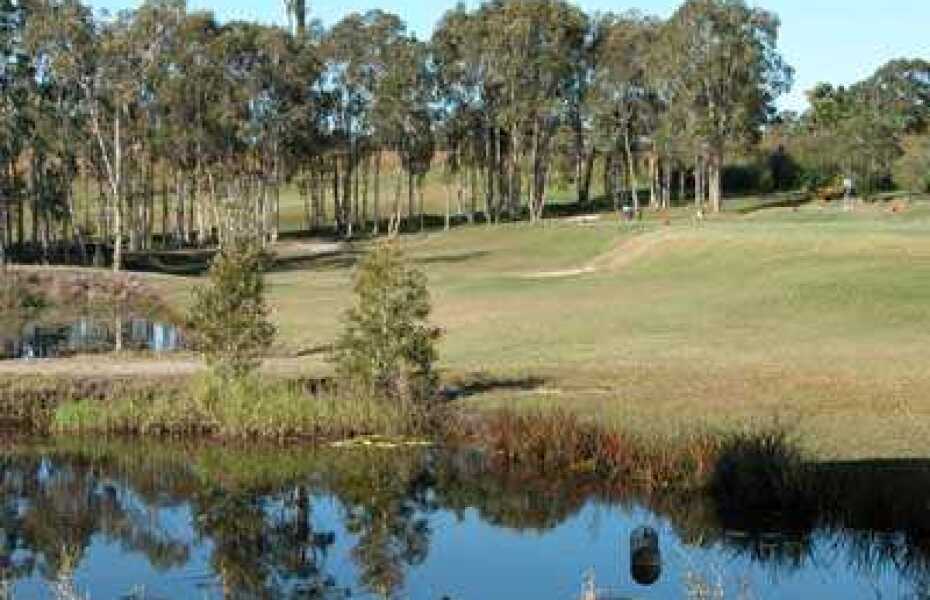 Noosa Par3 Golf Course Back 18hole in Noosaville, Queensland