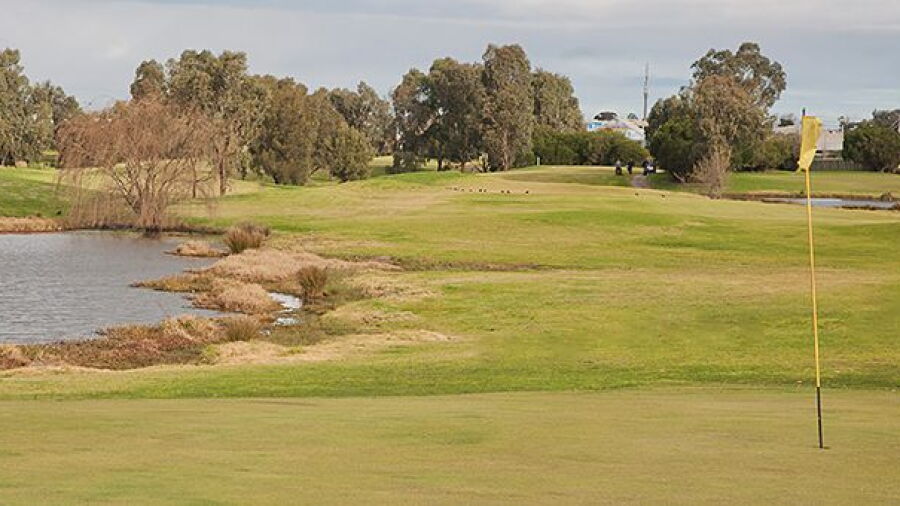 Altona Lakes GC