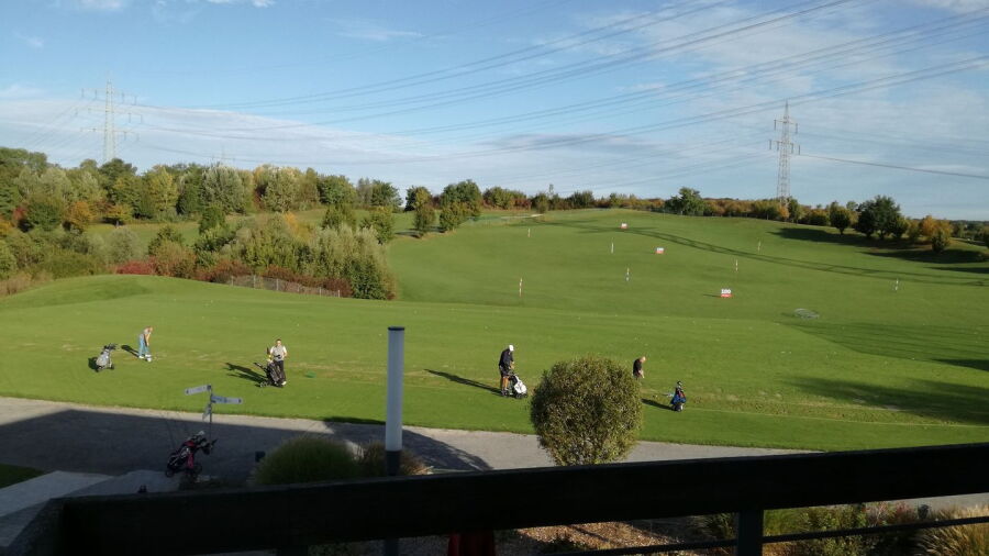 Schloss Monrepos GC: Driving range