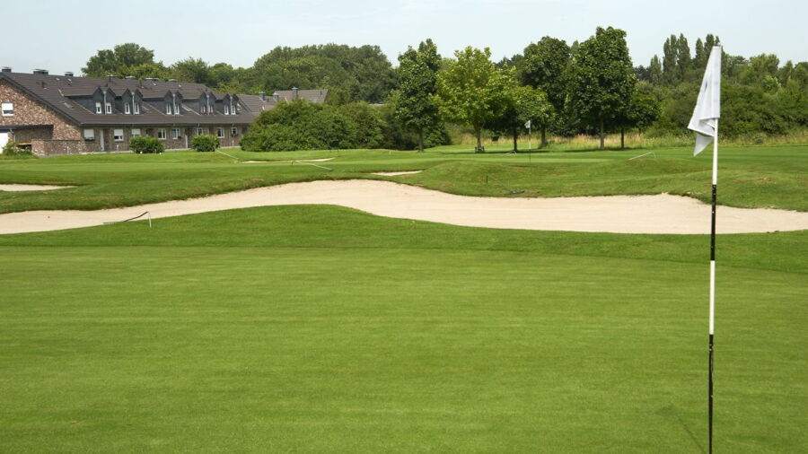 Niep GC: Clubhouse
