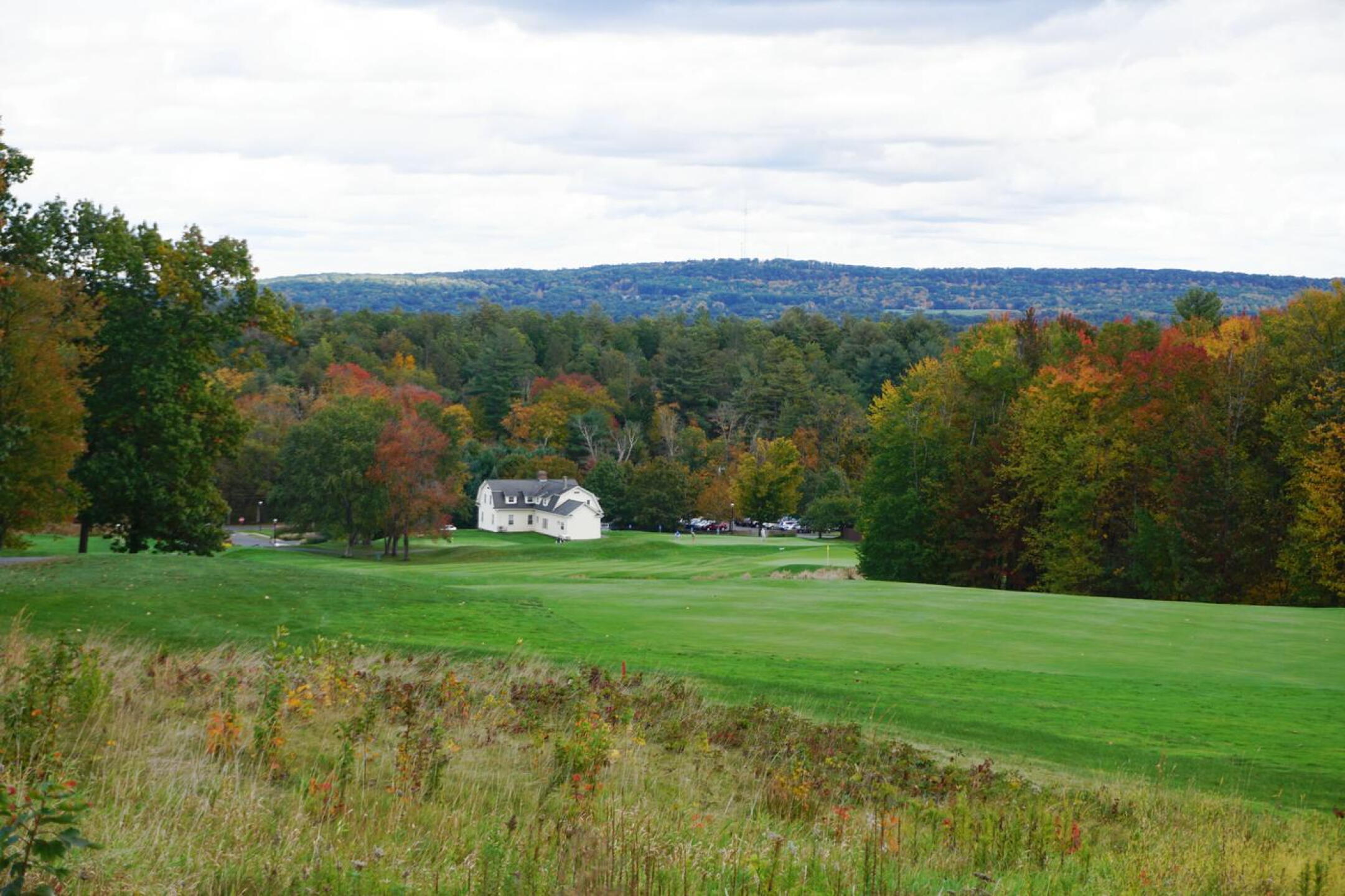 The ninth, par-5, 540. “Glacier,” as this hole is dubbed, plays straight downhill. And a bad drive may lead to a “meltdown.” (Photo submitted by AptlyLinked on 10/19/2021)