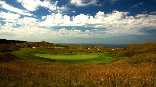 Arcadia Bluffs golf course - hole 14