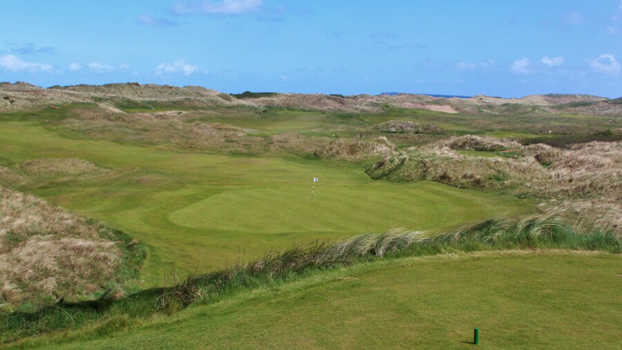 Royal Portrush Golf Club - Valley Links - 14th green 