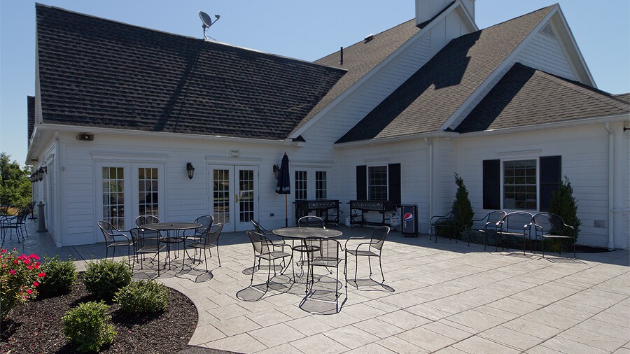 Royal Manchester Golf Links - clubhouse patio