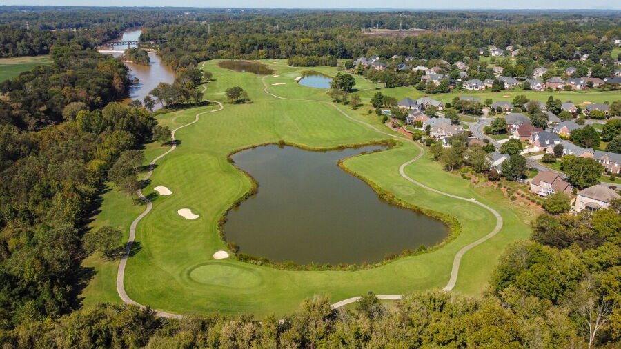Salem Glen CC: Aerial