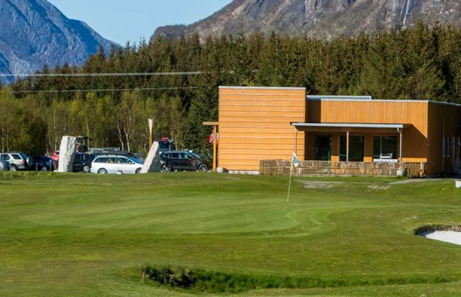 Bodo Golf Park - Salten GC: #18