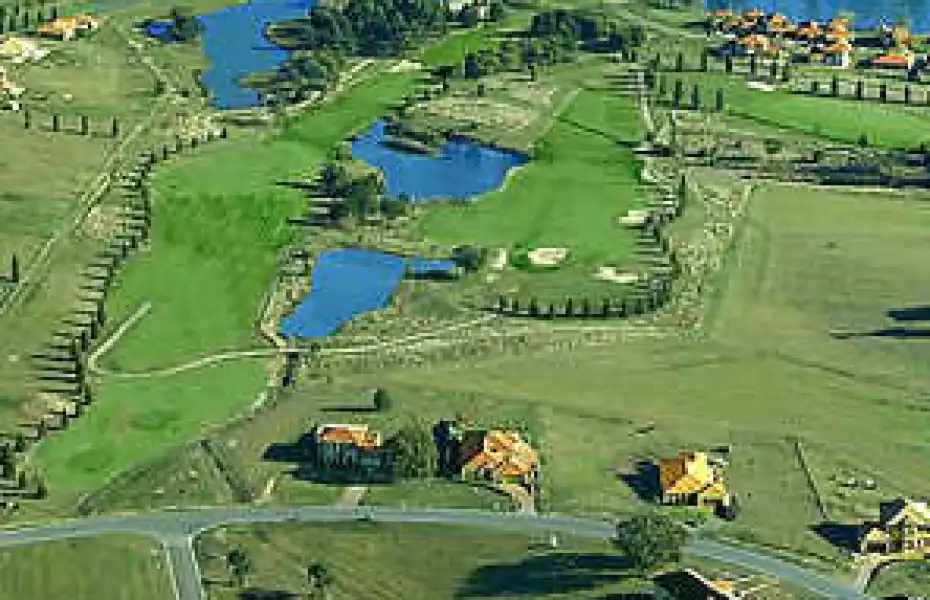 Hidden Valley GCC: Aerial view