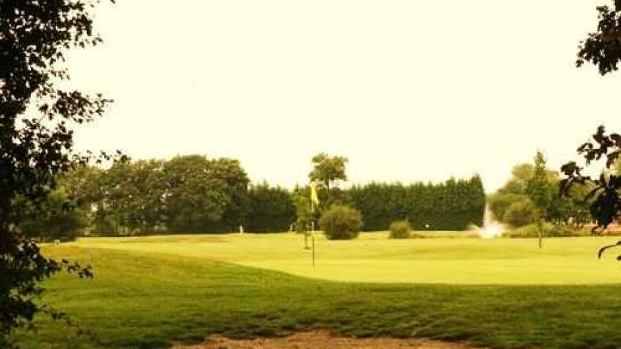 6th green at Horne Park