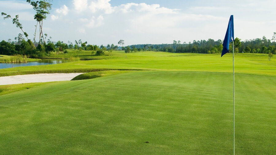 Eastwood Valley Golf & Country Club