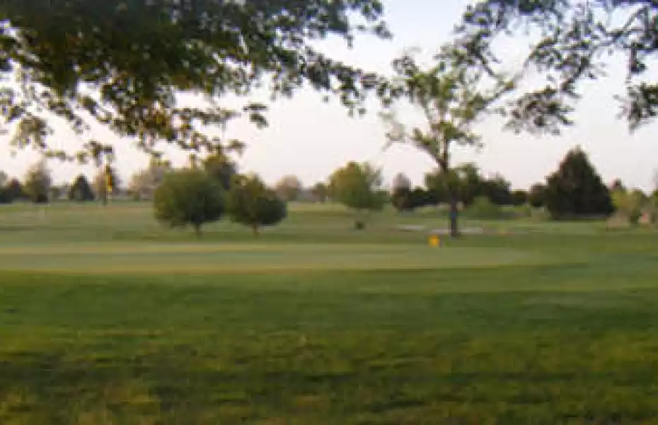 Tee Time Golf & Cafe