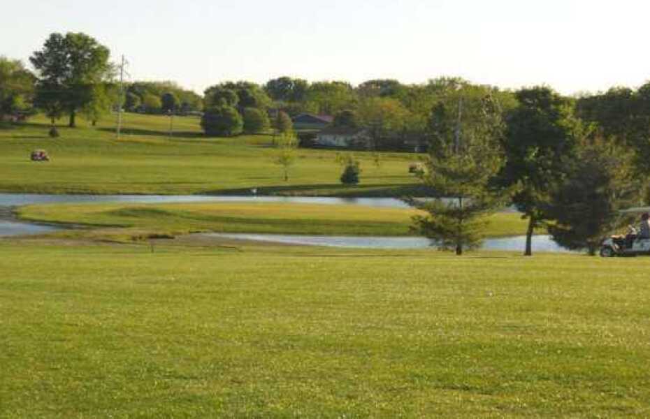 Bow Lake Golf Course in Barry, Illinois, USA GolfPass
