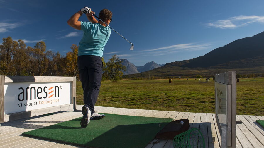 Tromso GC: Driving range