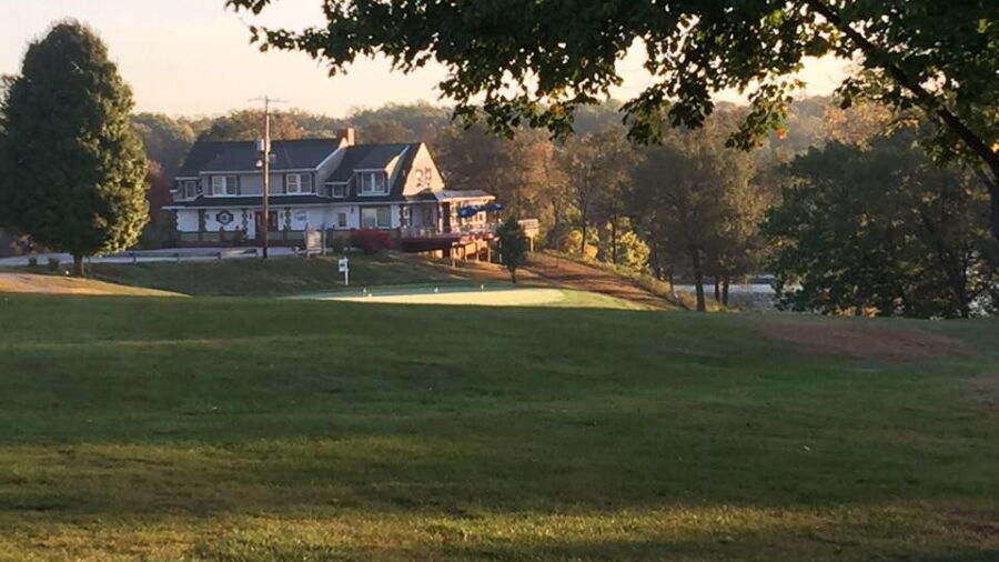 Hillsboro CC: Clubhouse