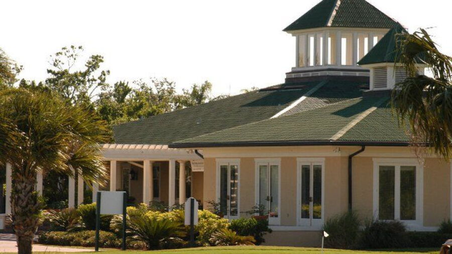 Baytree National Golf Links: Clubhouse