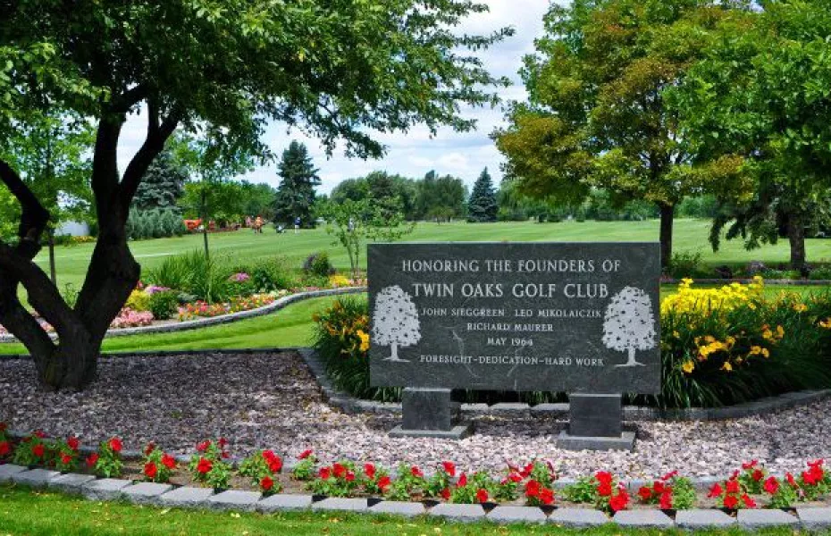 Twin Oaks GC