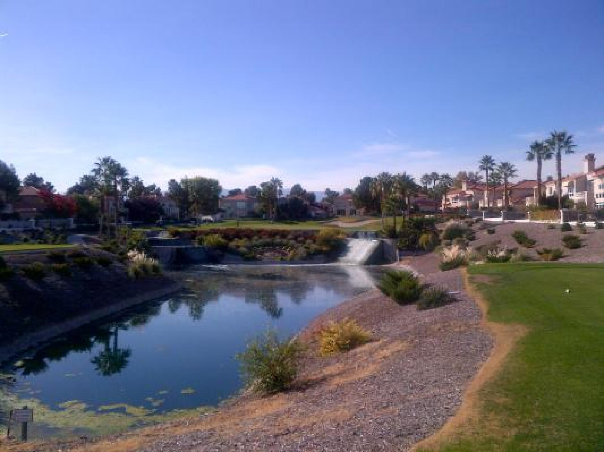 Par 3 - Spanish Trail (Photo submitted by Bissonpa on 11/26/2012)