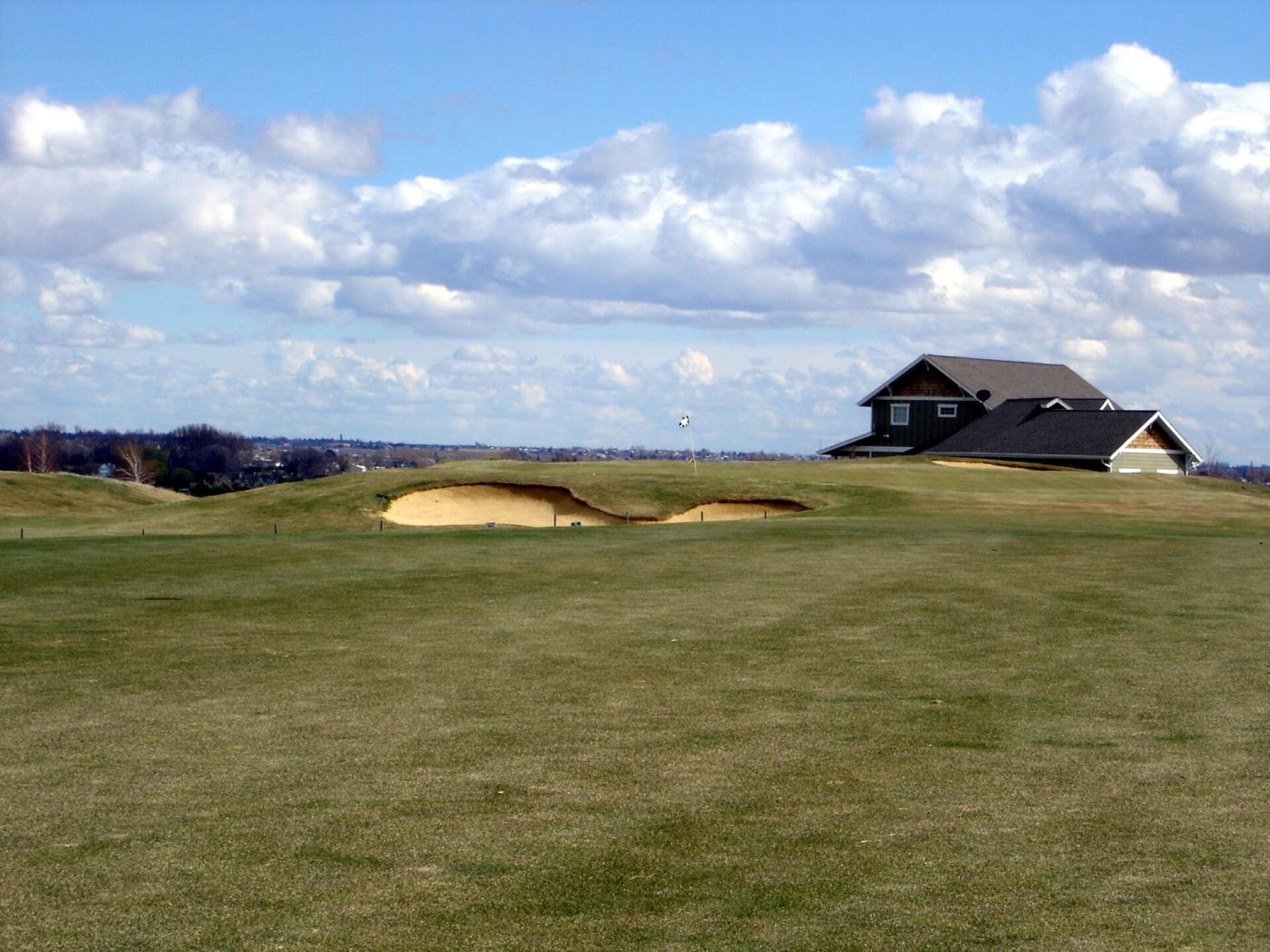 The Links at Moses Pointe, Hole 7, Par 4, 419 yds, 80 yds out (Photo submitted by DYakimec on 06/16/2018)