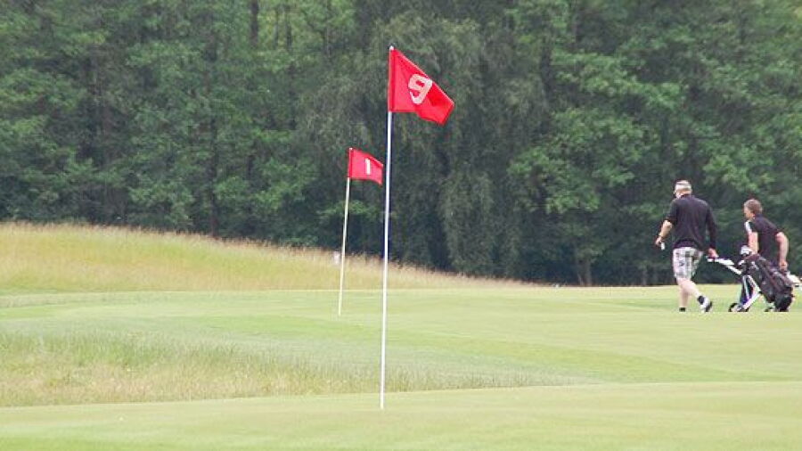 De Achterste Hoef GC: #9, #1